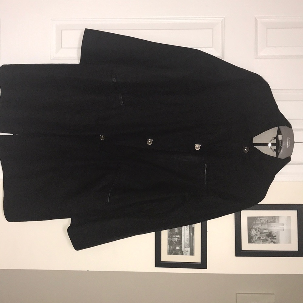 Salvatore Ferragamo Raincoat. Sz 10/44